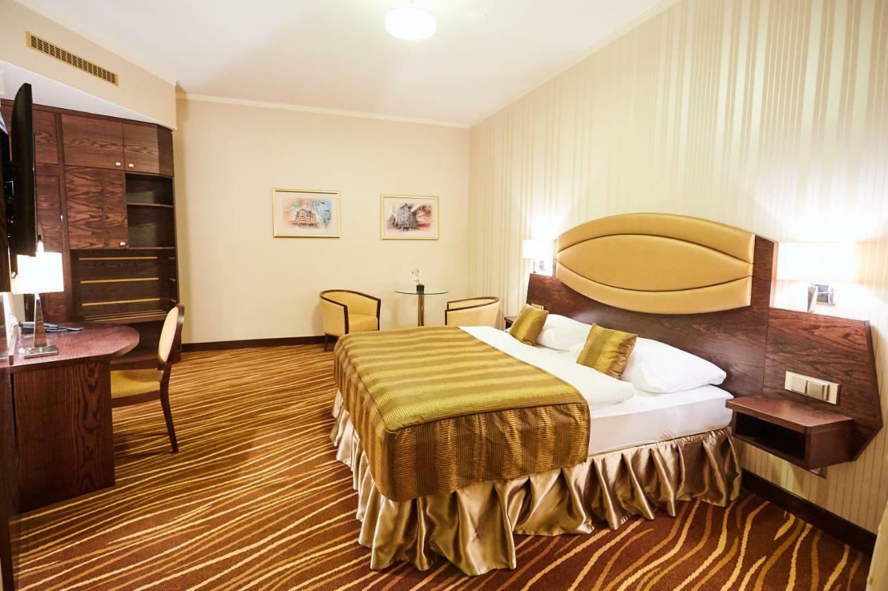 Železná Ruda Casino&Hotel Admiral Alzbetin מראה חיצוני תמונה
